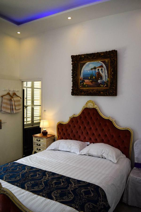 Chateau Nevers Bed & Breakfast Varennes-Vauzelles Exterior foto