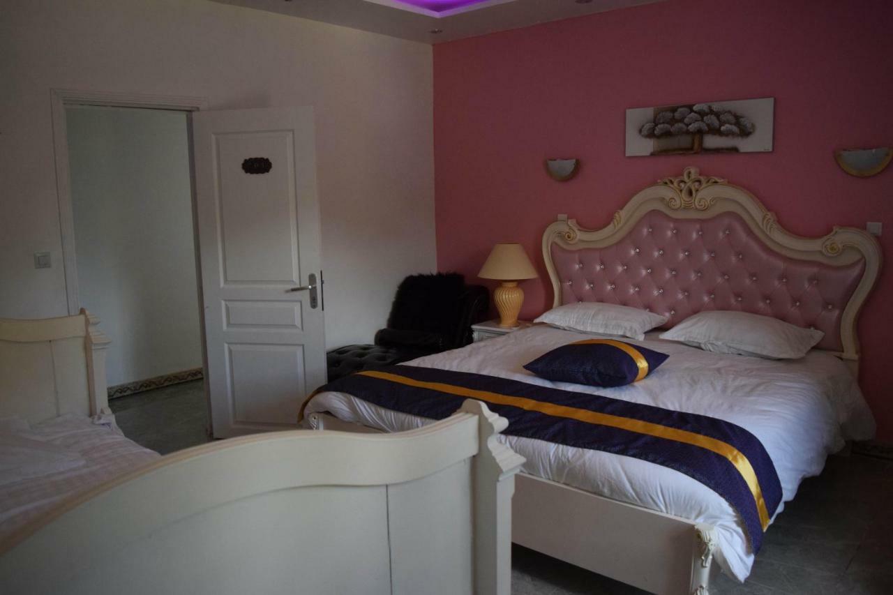 Chateau Nevers Bed & Breakfast Varennes-Vauzelles Exterior foto